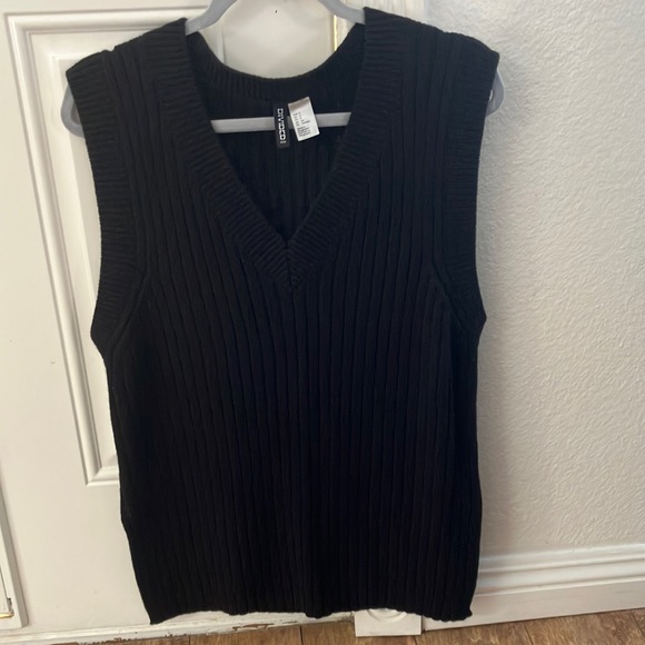 H&M WOMEN’S LONG SWEATER VEST SIZE S - Picture 1 of 11